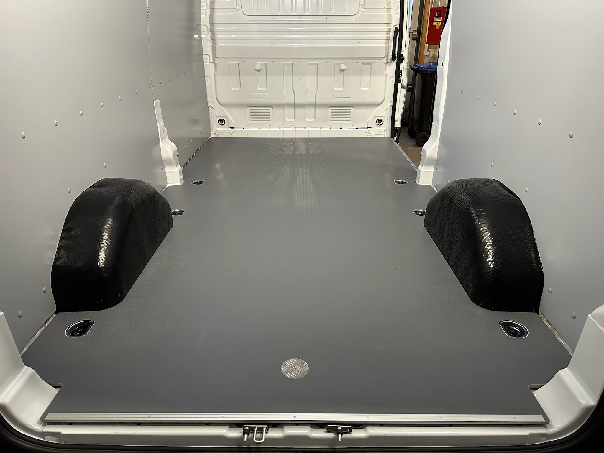 Maxus Deliver 9 Laderaumboden L3 - Ab 2021