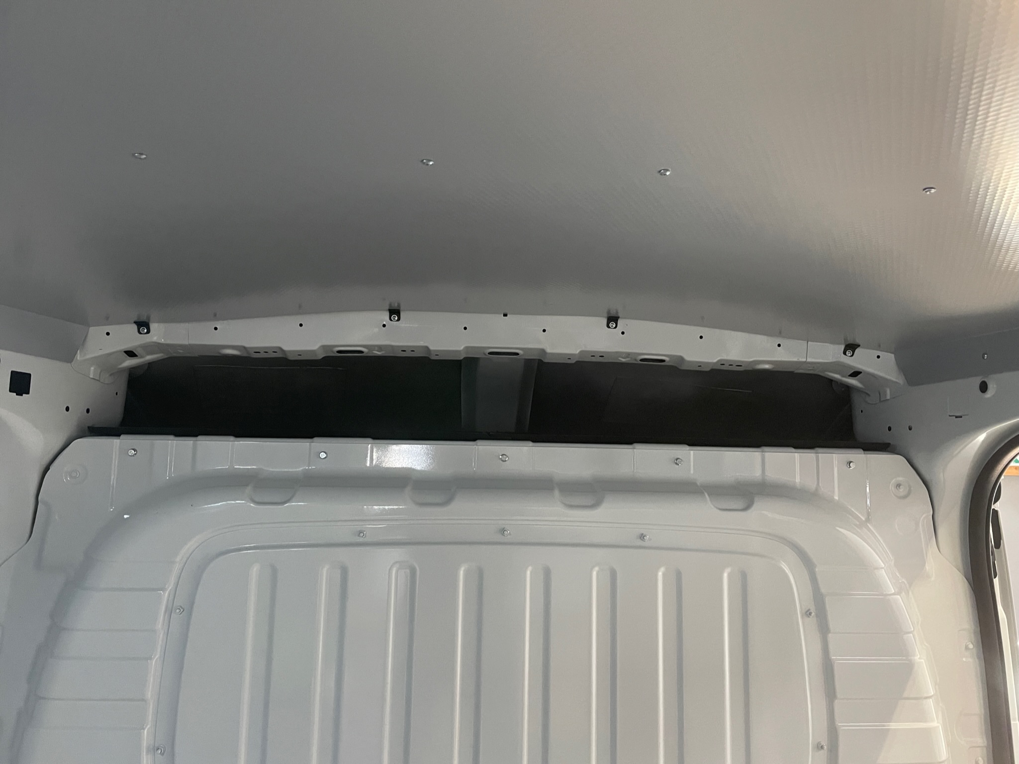 Maxus Deliver 9 Deckenverkleidung L3 - Ab 2021