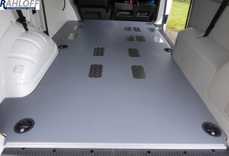 Volkswagen Transporter T5 Kombi Laderaumboden L2 - Ab 2003