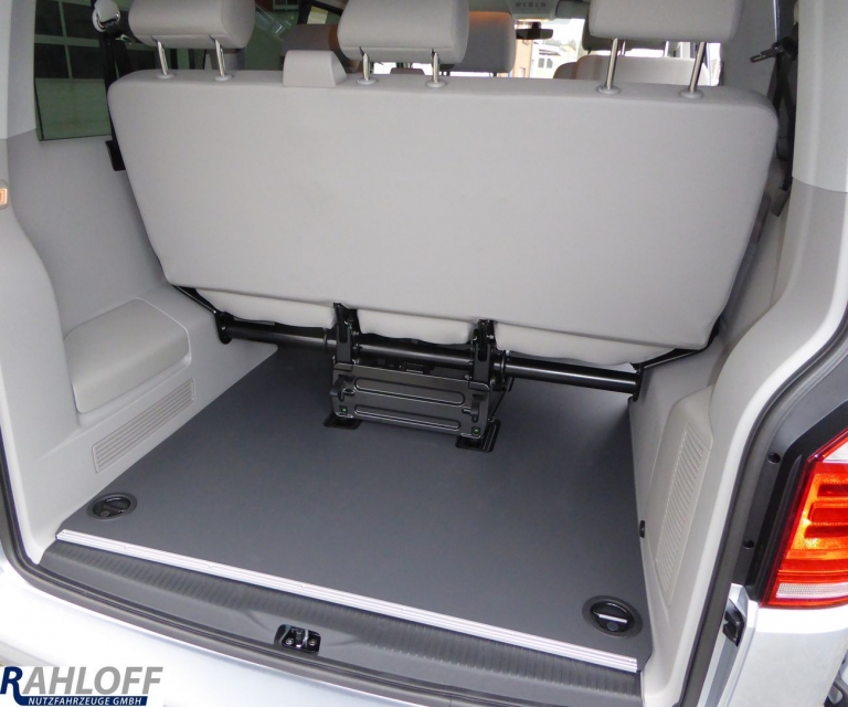 Volkswagen Transporter T5 Caravelle Laderaumboden L1 - Ab 2003
