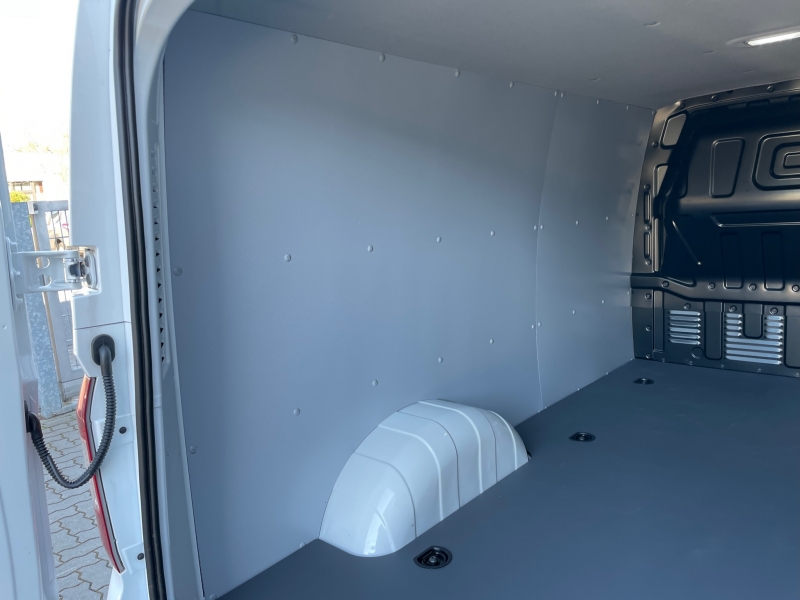 Maxus e-Deliver 3 Seitenverkleidung L2 - Ab 2021