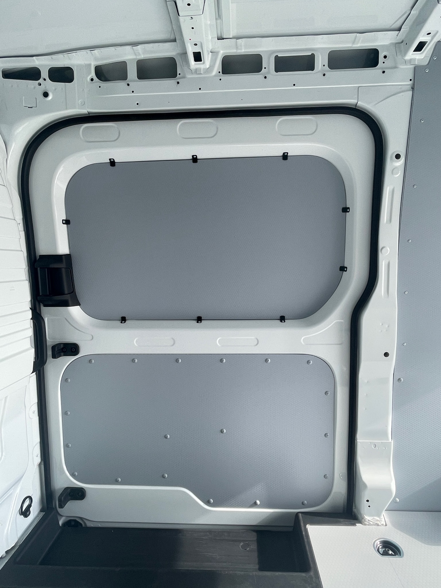 Maxus e-Deliver 9 Seitenverkleidung L3 - Ab 2021