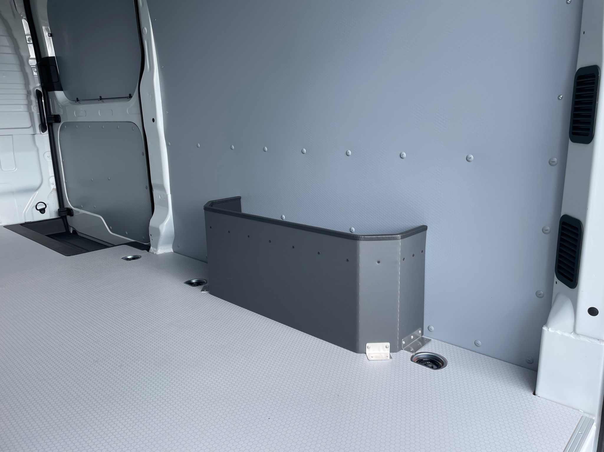 Maxus Deliver 9 Radkasten L3 - Ab 2021
